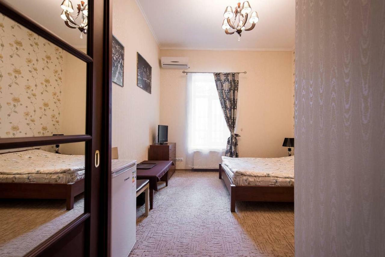 Apart-Hotel Next To Deribasivska Odesa Exterior photo