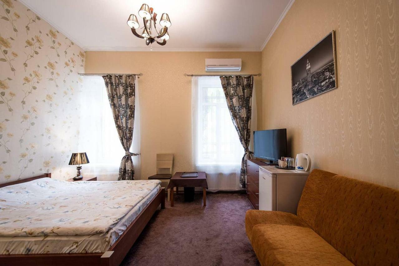 Apart-Hotel Next To Deribasivska Odesa Exterior photo